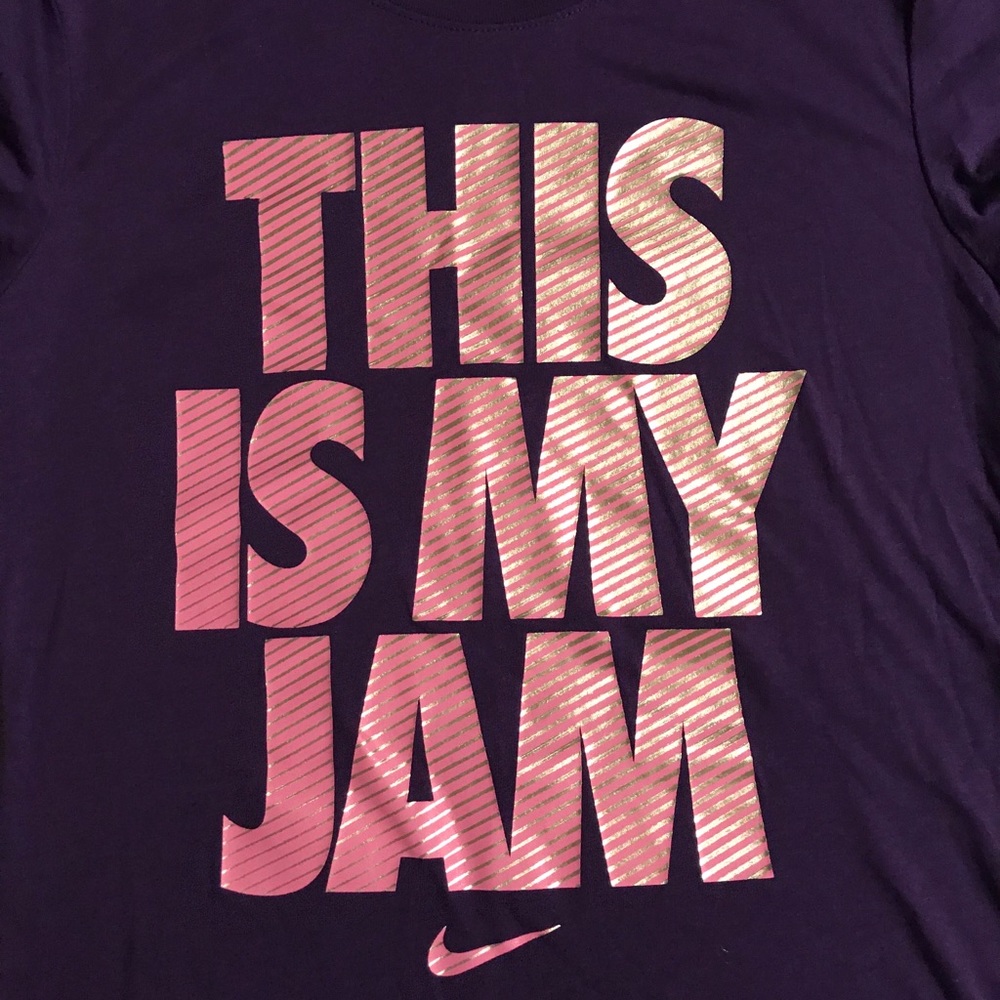 EUC Nike t-shirt S - Picture 2 of 7